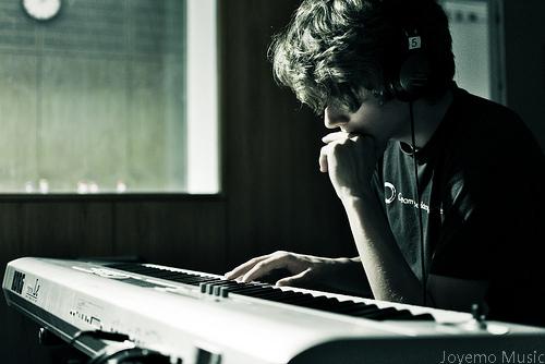 云南昆明歌词填词